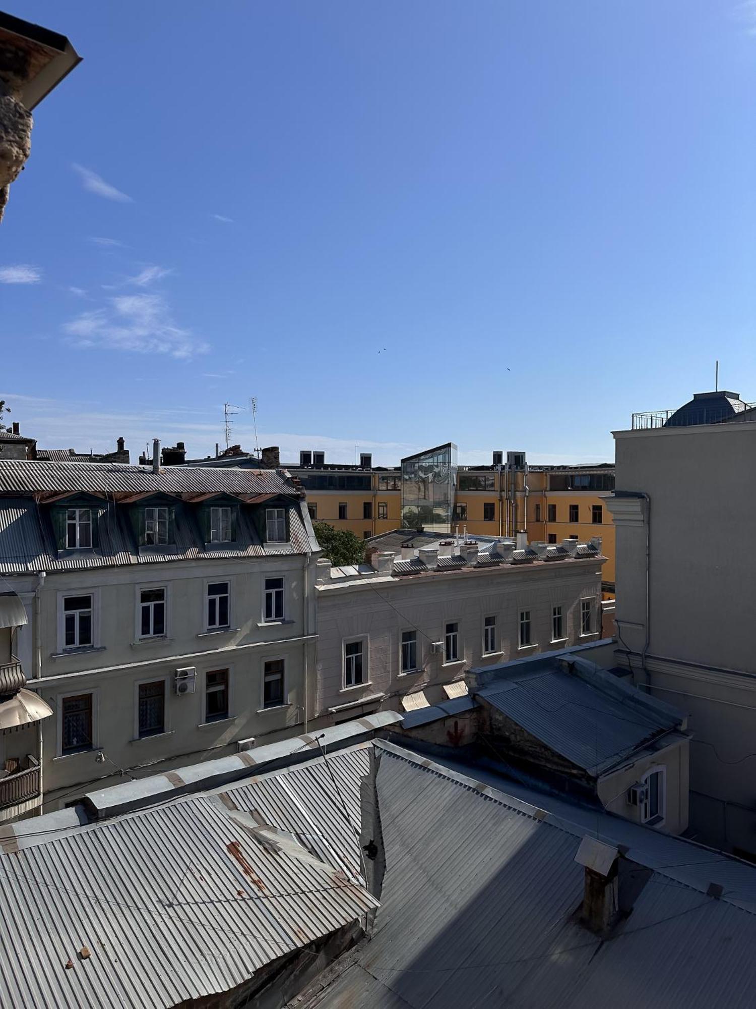 White Door Apartments Heart Of Odessa 1 Eksteriør bilde